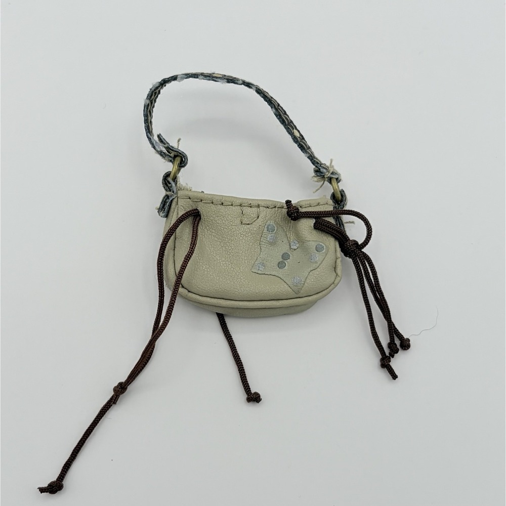 2001 Sasha Funk Out Bratz Doll Replacement Purse Only Cute
